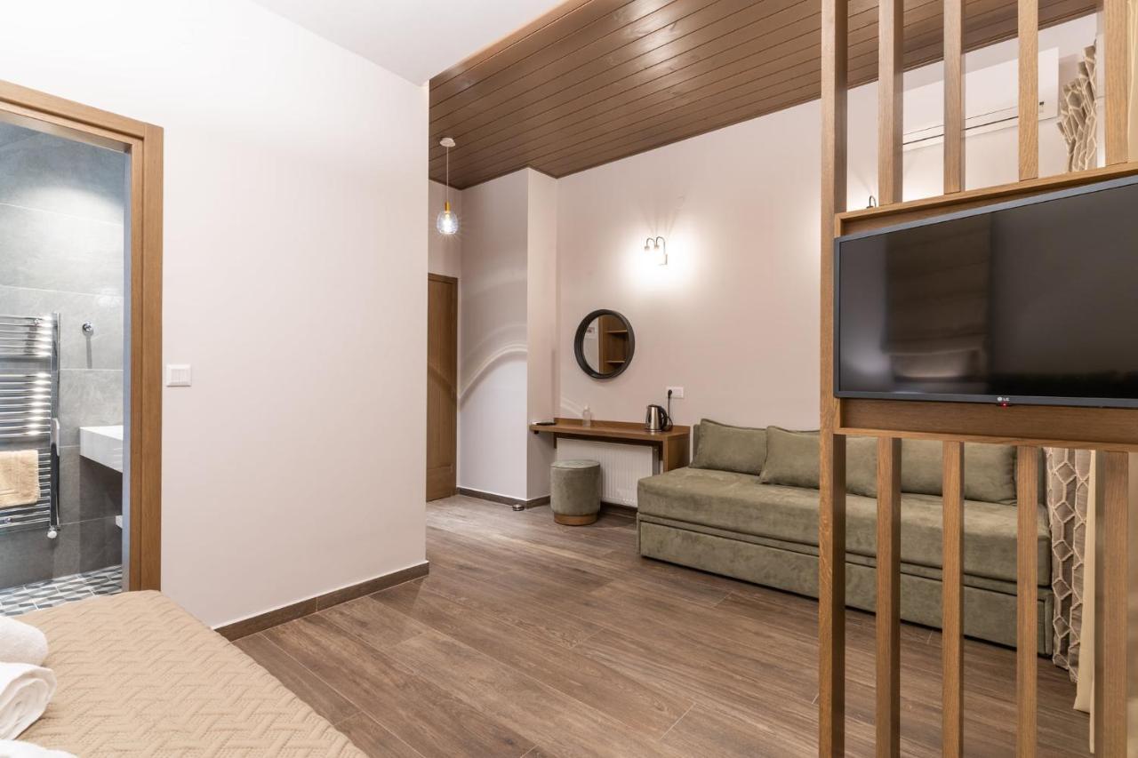 Lydia Suites And Rooms Литокорон Екстериор снимка